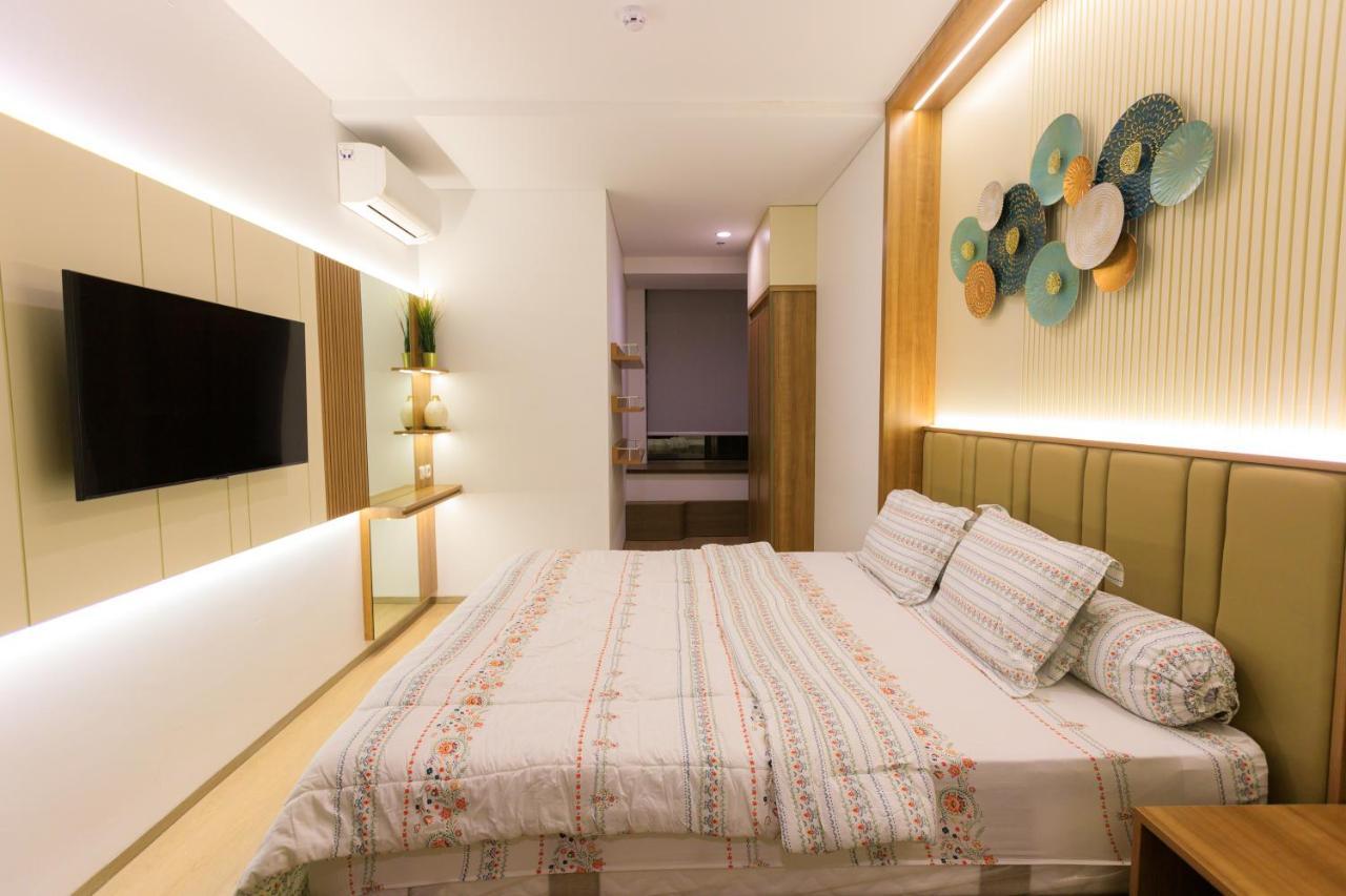 Calma 31 Apartment Makassar Exterior foto